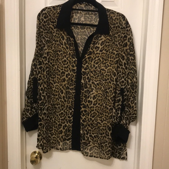 Women’s blouse - Picture 2 of 6